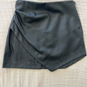 New With Tags NWT Zara Black Mini Skirt Faux Vegan Leather Size Small